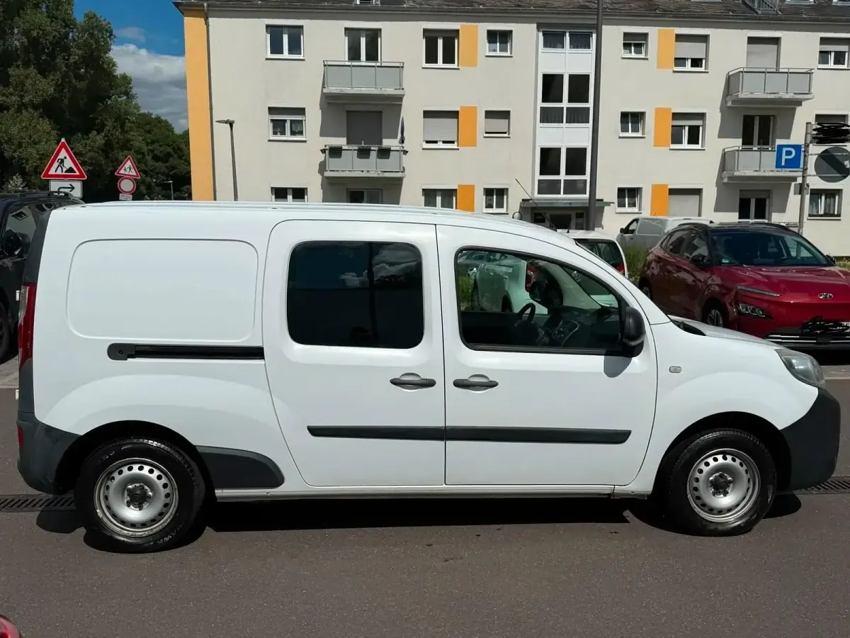 Gebraucht Renault Kangoo 110 PS (80 kW) 2015 Weiß Van / Kleinbus