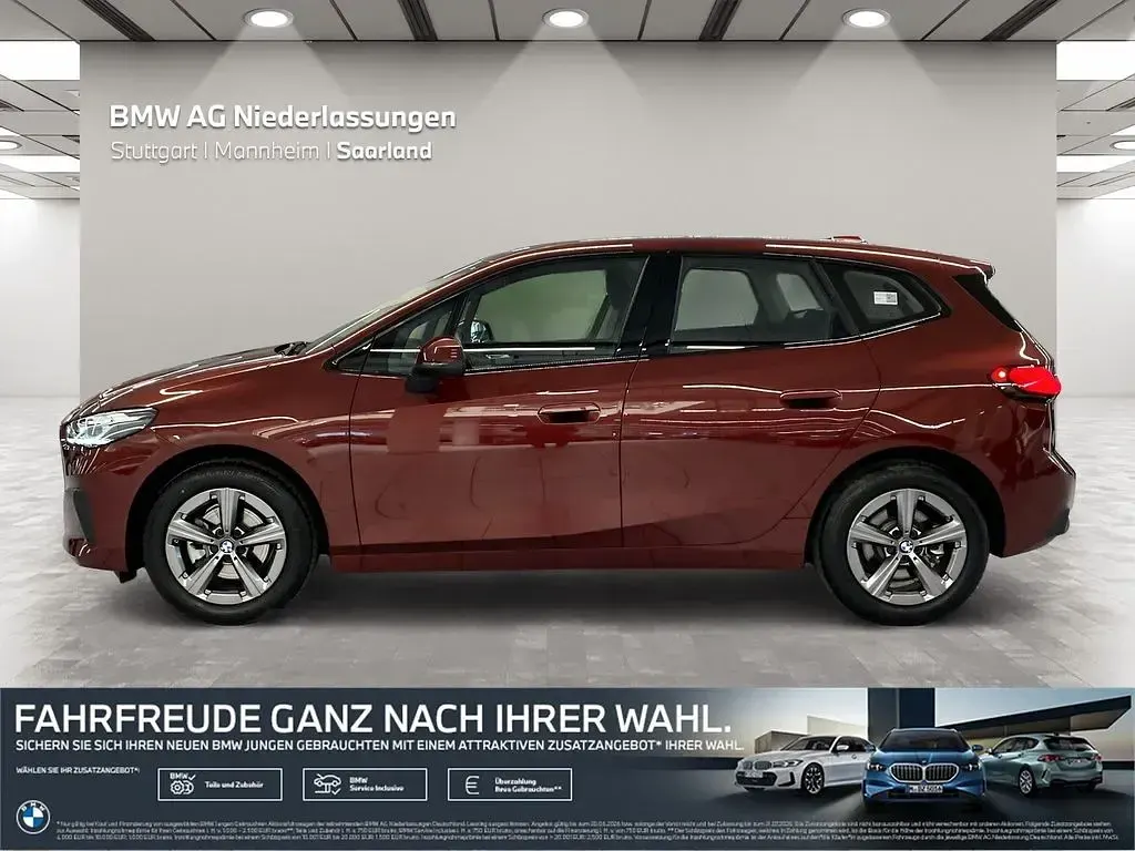 Gebraucht BMW 220 Active Tourer Efficient Dynamics 156 PS (114 kW) 2025 Rot Van / Kleinbus