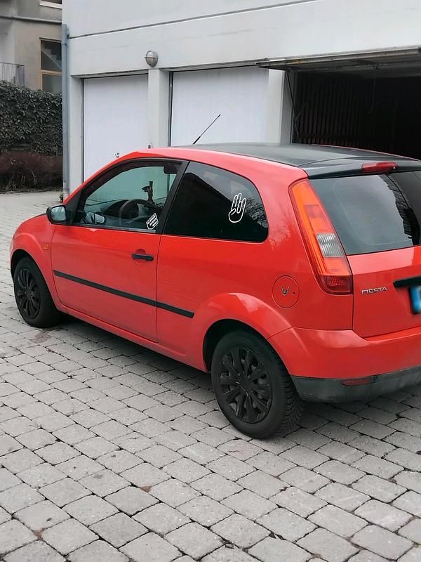 Gebraucht Ford Fiesta 2005 Rot Kleinwagen