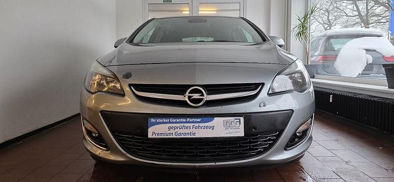 Gebraucht Opel Astra Active 131 PS (96 kW) 2013 Silber Limousine