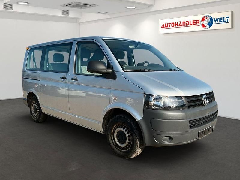Gebraucht VW T5 102 PS (75 kW) 2011 Silber Van