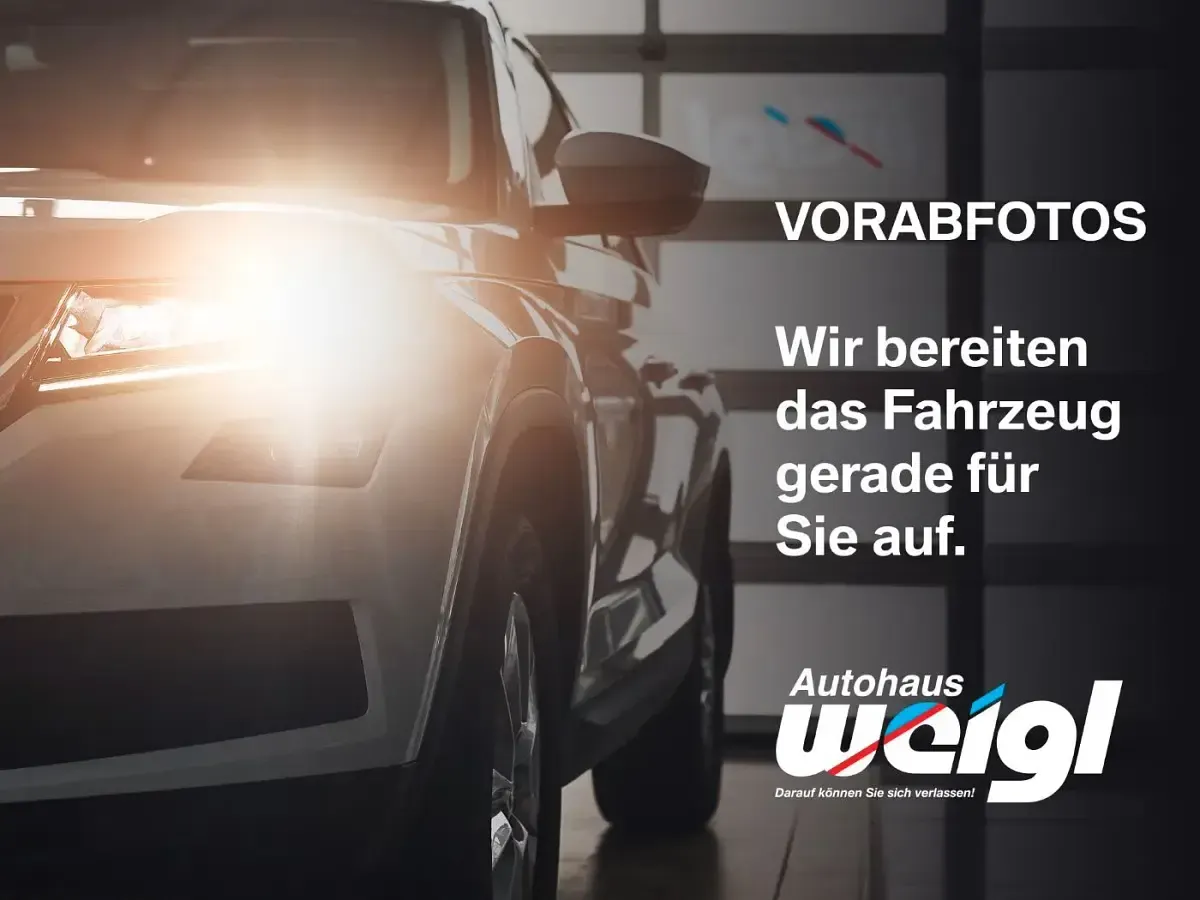 Gebraucht BMW 118 Sport Line 136 PS (100 kW) 2023 Blau Limousine