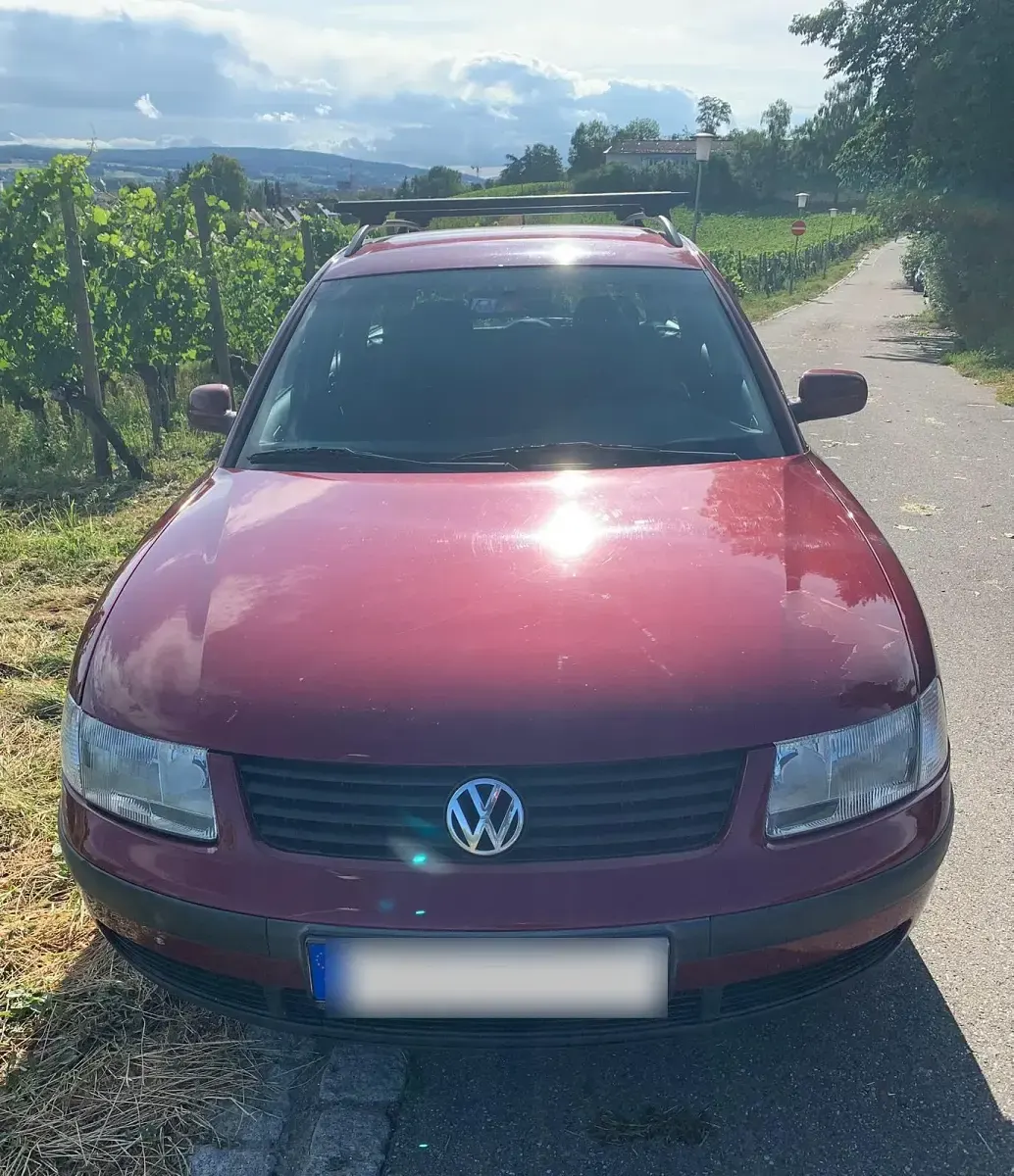 Gebraucht VW Passat 90 PS (66 kW) 1998 Rot Kombi