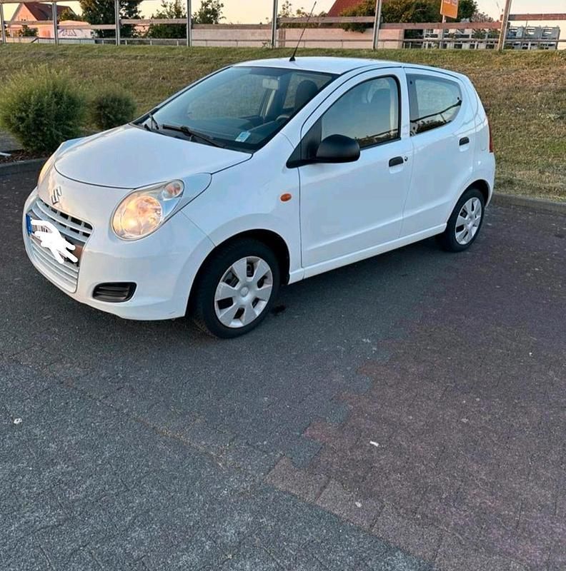 Gebraucht Suzuki Alto 68 PS (50 kW) 2011 Weiß Kleinwagen