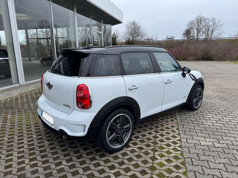 Weiß Gebraucht 2010 Mini Cooper S Countryman Sport SUV | 11.490 € (Fairer Preis) - Bild 1/4