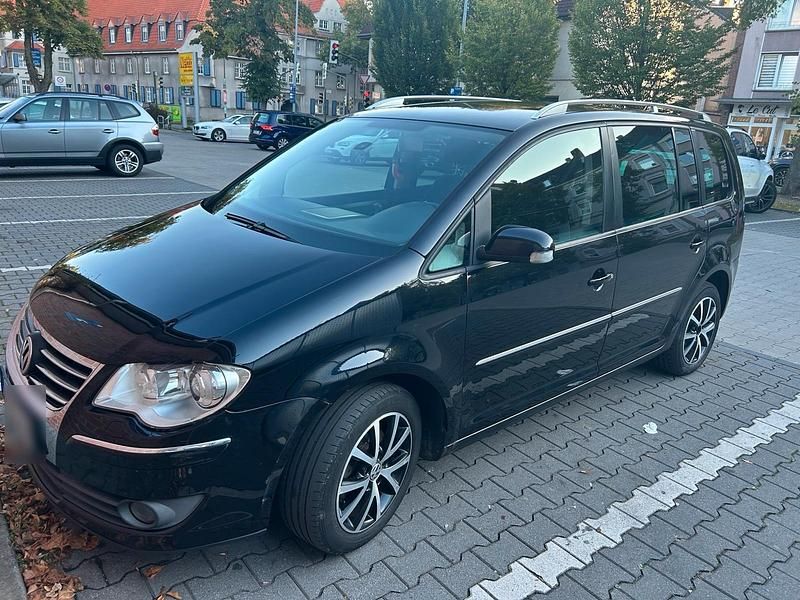 Gebraucht VW Touran Highline 140 PS (102 kW) 2007 Schwarz Van / Kleinbus