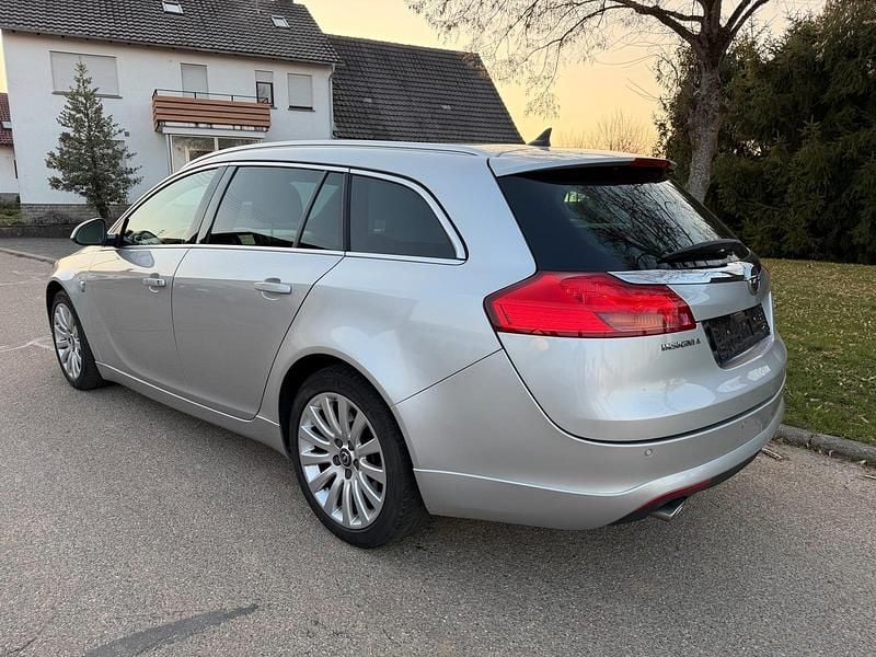 Gebraucht Opel Insignia OPC 194 PS (142 kW) 2012 Silber Kombi