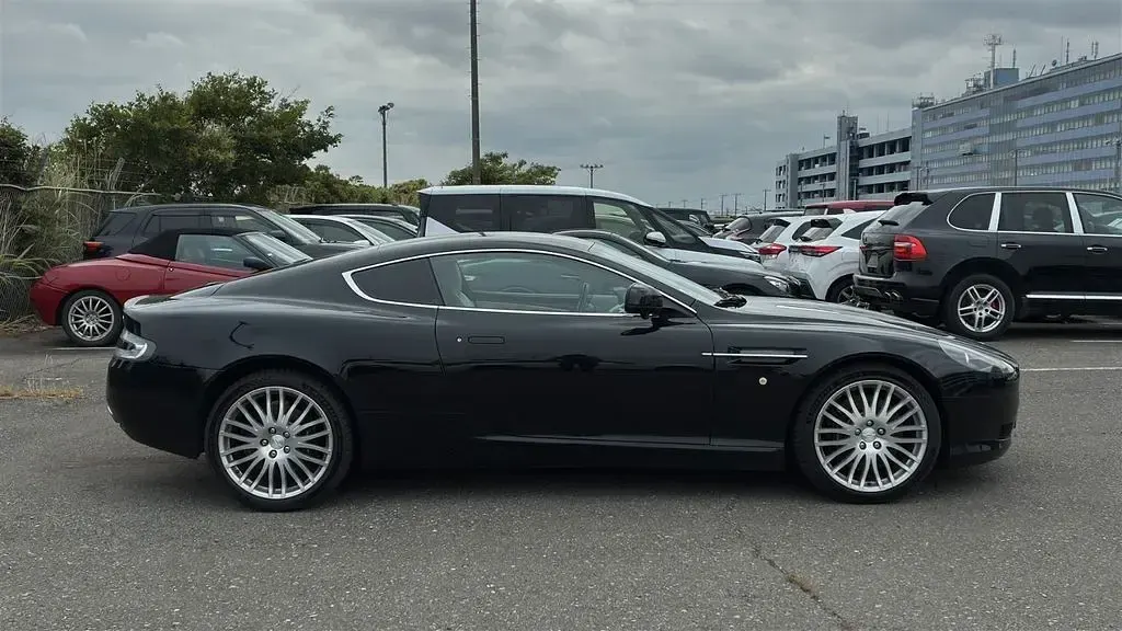 Gebraucht Aston Martin DB9 476 PS (350 kW) 2011 Schwarz