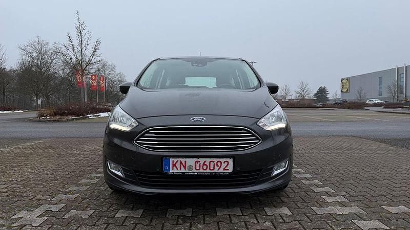 Gebraucht Ford C-MAX Titanium 150 PS (110 kW) 2017 Grau Van / Kleinbus