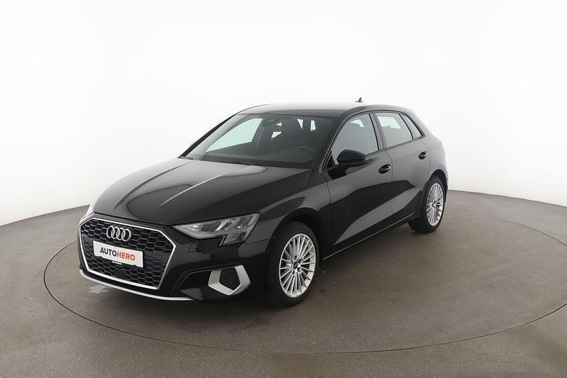 Schwarz Gebraucht 2022 Audi A3 Advanced Limousine | 23.380 € (Etwas zu teuer) - Bild 1/3