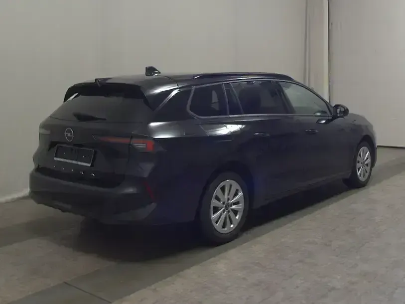 Gebraucht Opel Astra Elegance 131 PS (96 kW) 2024 Schwarz Kleinwagen