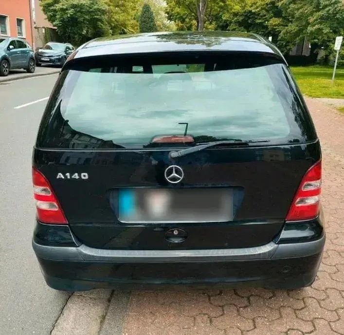 Gebraucht Mercedes A140 82 PS (60 kW) 2004 Schwarz Kleinwagen