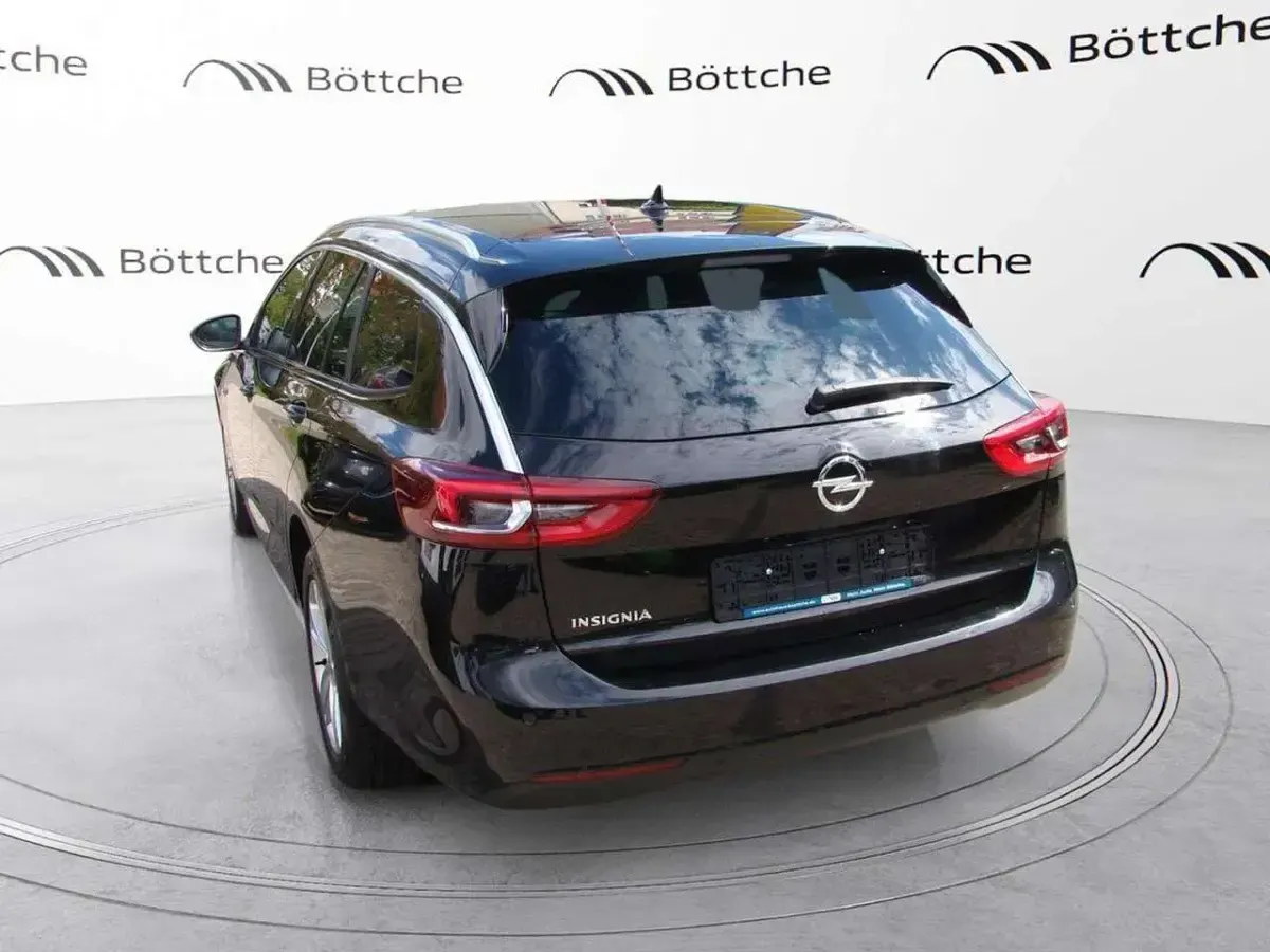 Gebraucht Opel Insignia Elegance 122 PS (89 kW) 2020 Onyx schwarz Kombi