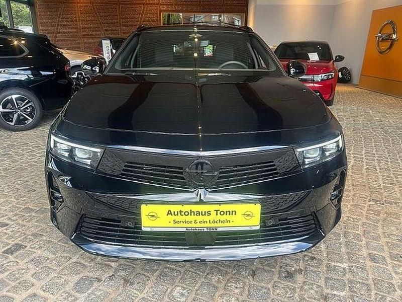 Gebraucht Opel Astra 131 PS (96 kW) 2024 Schwarz Limousine