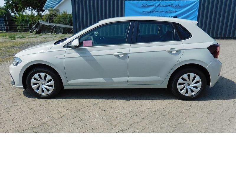 Ascotgrau a7agrau Gebraucht 2023 VW Polo Trendline Kleinwagen | 15.690 € (Guter Preis) - Bild 1/4