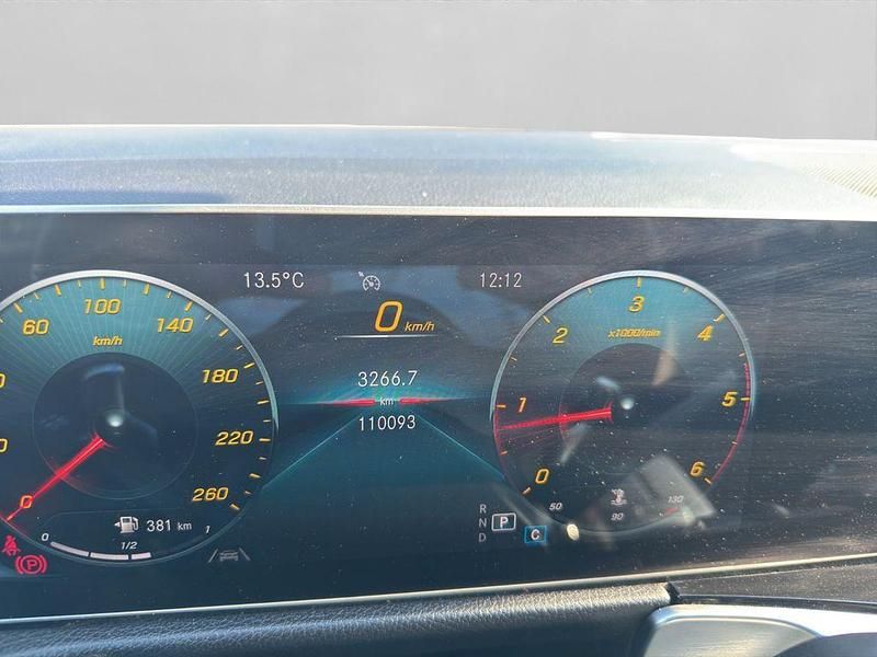 Gebraucht Mercedes GLB200 AMG line 150 PS (110 kW) 2021 Grau SUV