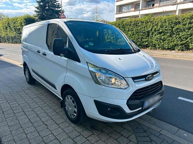 Second-hand Ford Transit Custom 130 CP (95 kW) 2016 Alb Monovolum