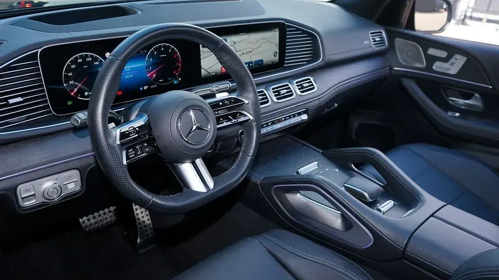 Gebraucht Mercedes GLE450 AMG Night 401 PS (294 kW) 2024 Schwarz SUV