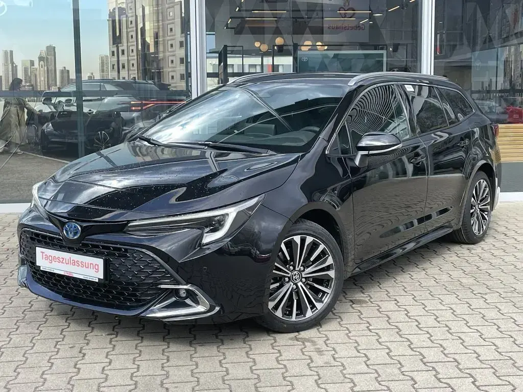 Neu Toyota Corolla 178 PS (130 kW) 2026 Mysticschwarz mica Kombi