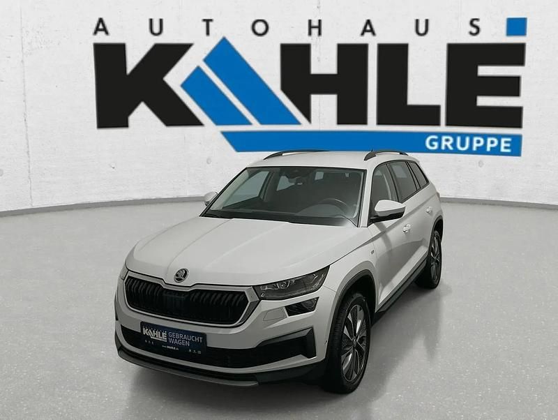 Grau Gebraucht 2024 Skoda Kodiaq Tour SUV | 37.950 € (Guter Preis) - Bild 1/4
