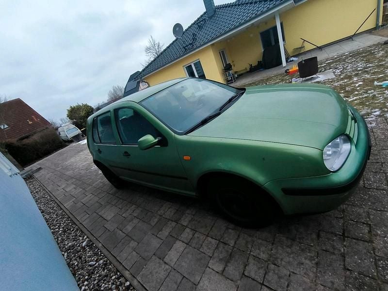 Gebraucht VW Golf III 101 PS (74 kW) 1997 Grün Limousine