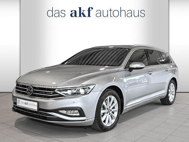 Grau Gebraucht 2024 VW Passat Elegance Kombi | 36.950 € (Guter Preis) - Bild 1/4