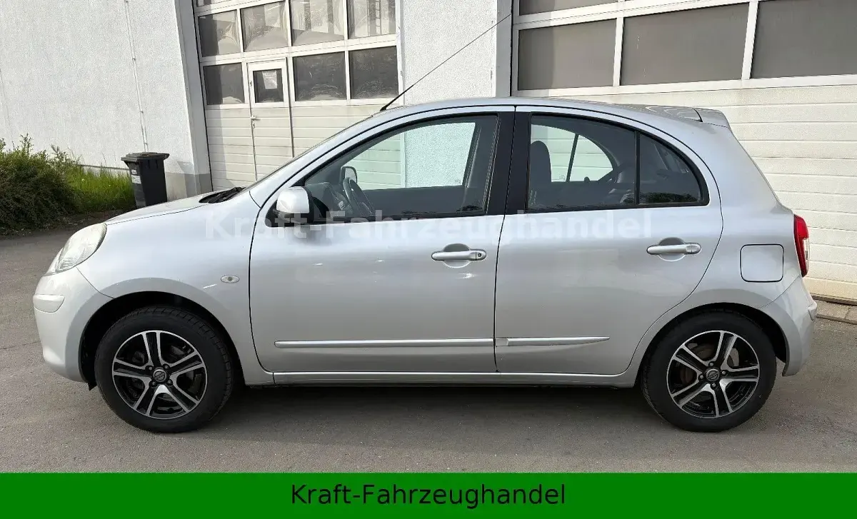 Gebraucht Nissan Micra Acenta 80 PS (58 kW) 2011 Silber Kleinwagen