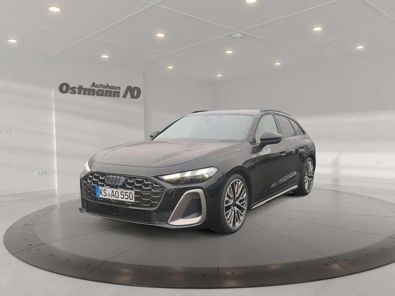 Mythosschwarz metallic Gebraucht 2025 Audi A5 Edition .1 Coupé | 74.880 € - Bild 1/4
