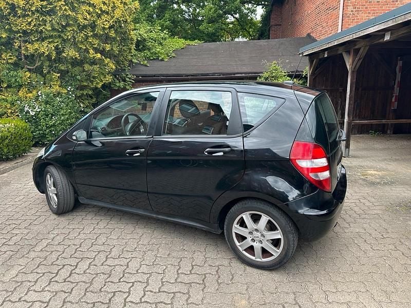 Gebraucht Mercedes A150 95 PS (69 kW) 2005 Schwarz Limousine