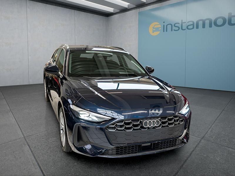 Blau Gebraucht 2025 Audi A5 Coupé | 42.849 € (Guter Preis) - Bild 1/4