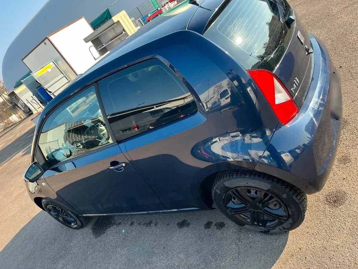 Gebraucht Seat Mii 75 PS (55 kW) 2013 Blau Kleinwagen
