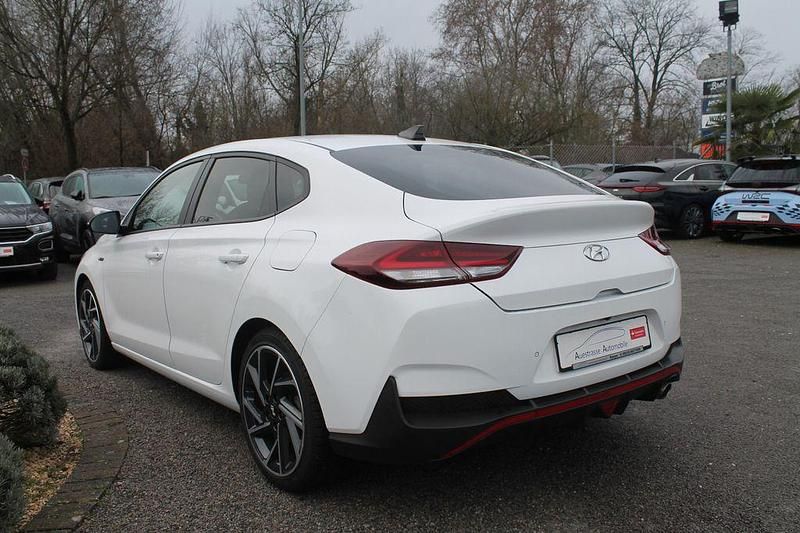 Gebraucht Hyundai i30 N Line 159 PS (116 kW) 2021 Weiß Limousine