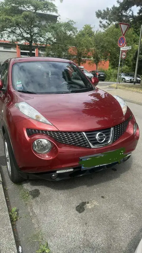 Gebraucht Nissan Juke Acenta 117 PS (86 kW) 2011 Rot SUV