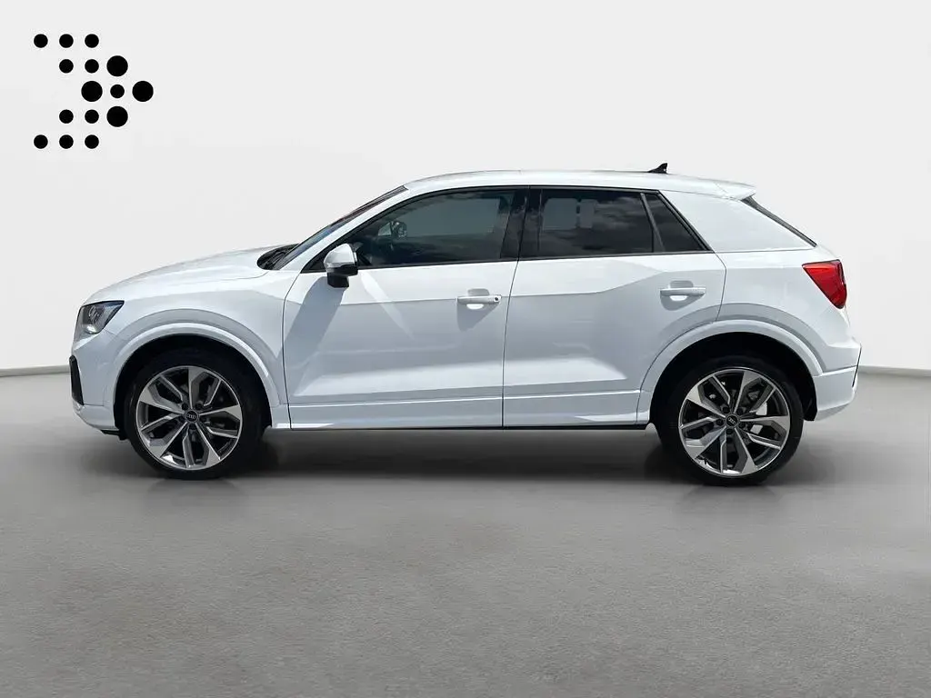 Gebraucht Audi Q2 Comfort 110 PS (80 kW) 2022 Ibisweiß SUV