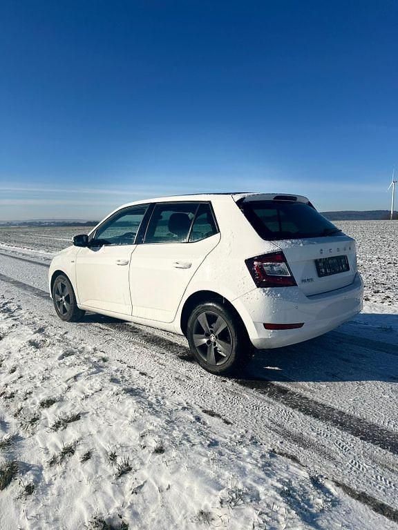 Weiß Gebraucht 2020 Skoda Fabia Best of Limousine | 11.700 € (Fairer Preis) - Bild 1/4