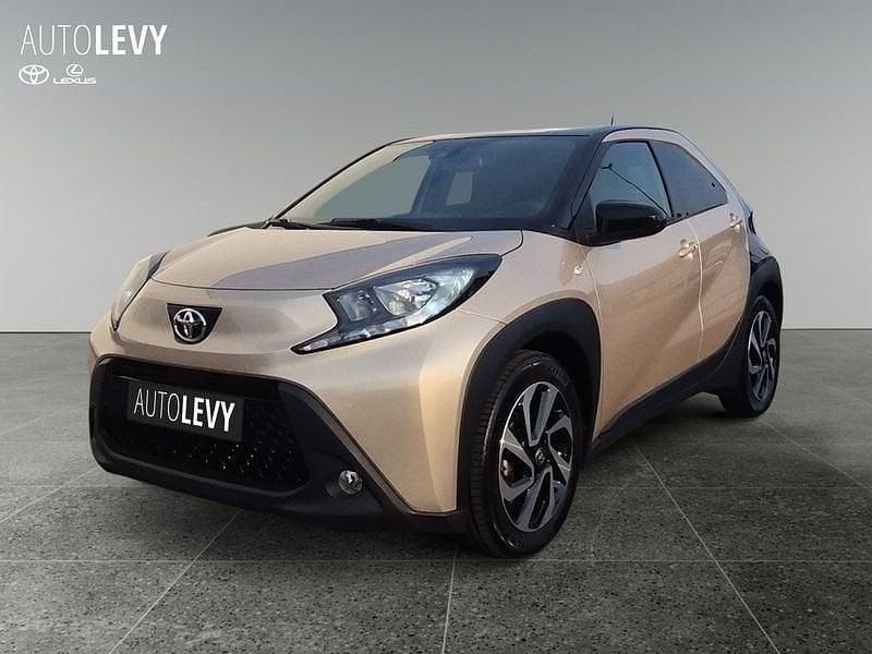 Gebraucht Toyota Aygo Pulse 72 PS (52 kW) 2023 Schwarz Kleinwagen