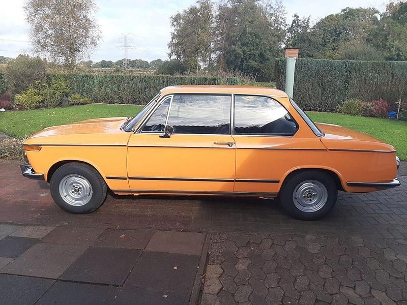 Gebraucht BMW 1602 84 PS (61 kW) 1973 Orange Limousine