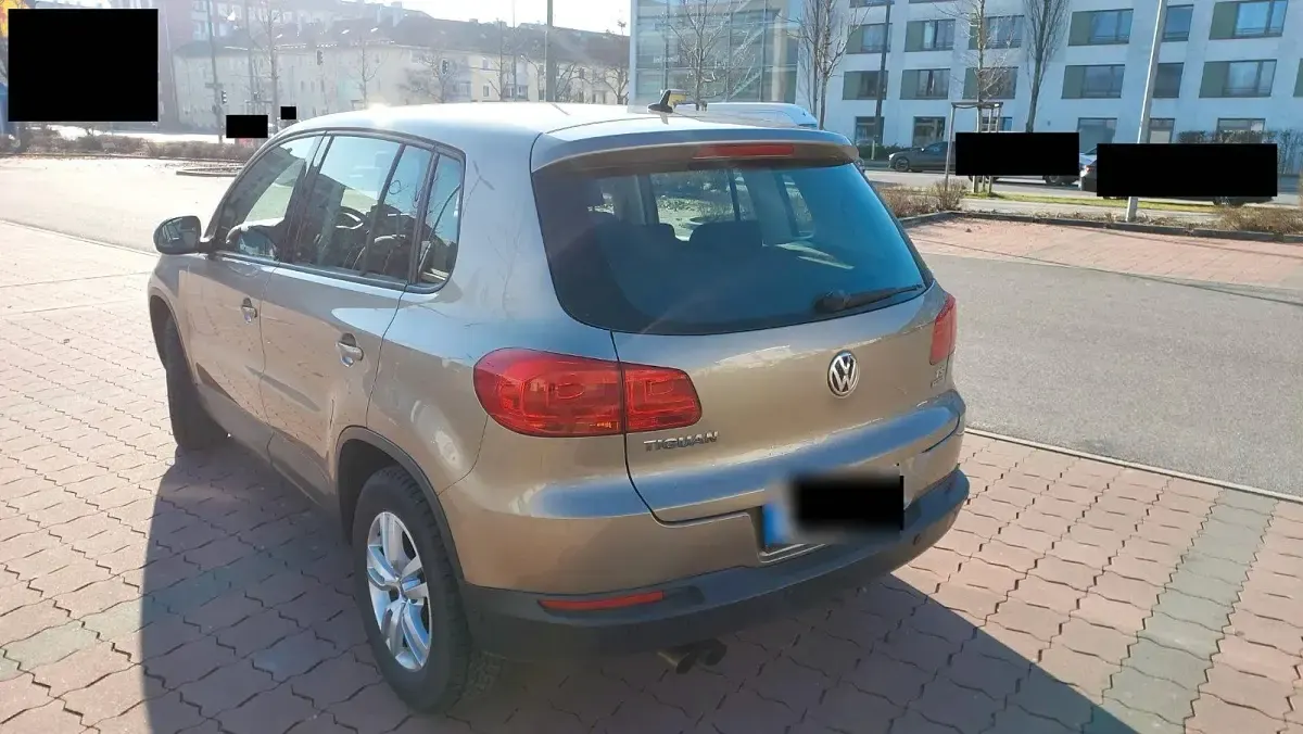 Gebraucht VW Tiguan Trendline 122 PS (89 kW) 2012 SUV