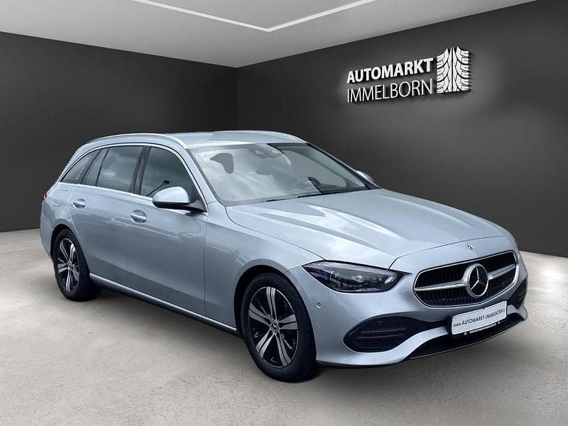 Gebraucht Mercedes C220 220 PS (161 kW) 2022 Silber Kombi