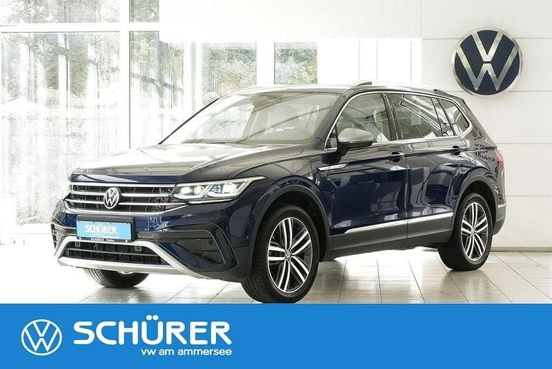 Gebraucht VW Tiguan Allspace Elegance 200 PS (147 kW) 2022 Atlantic blue metallic SUV