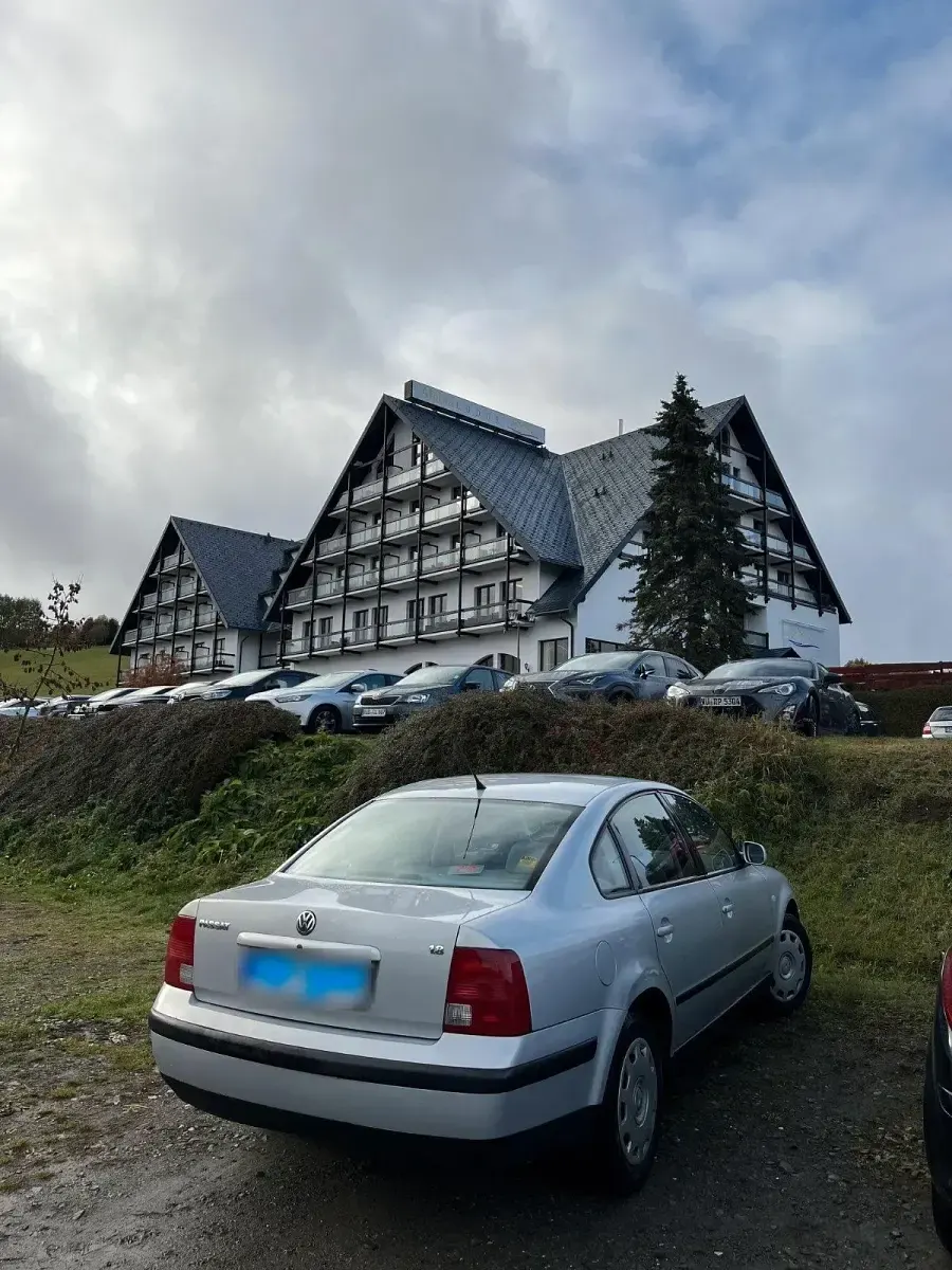 Gebraucht VW Passat 125 PS (91 kW) 2000 Limousine