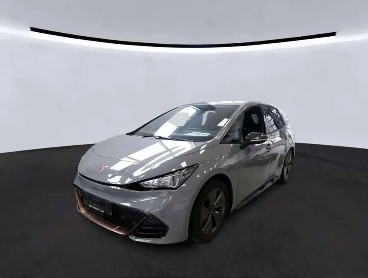 Używany Cupra Born 150 kW (204 KM) 2022 Szary Hatchback
