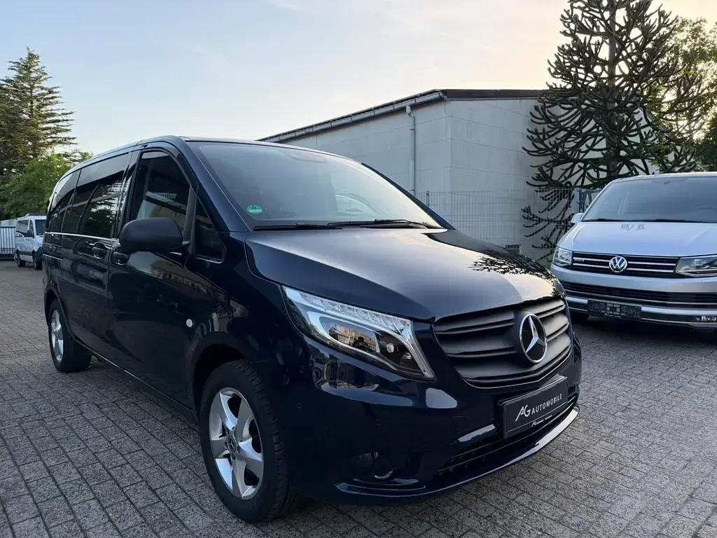 Gebraucht Mercedes Vito Edition 163 PS (119 kW) 2021 Blau Van
