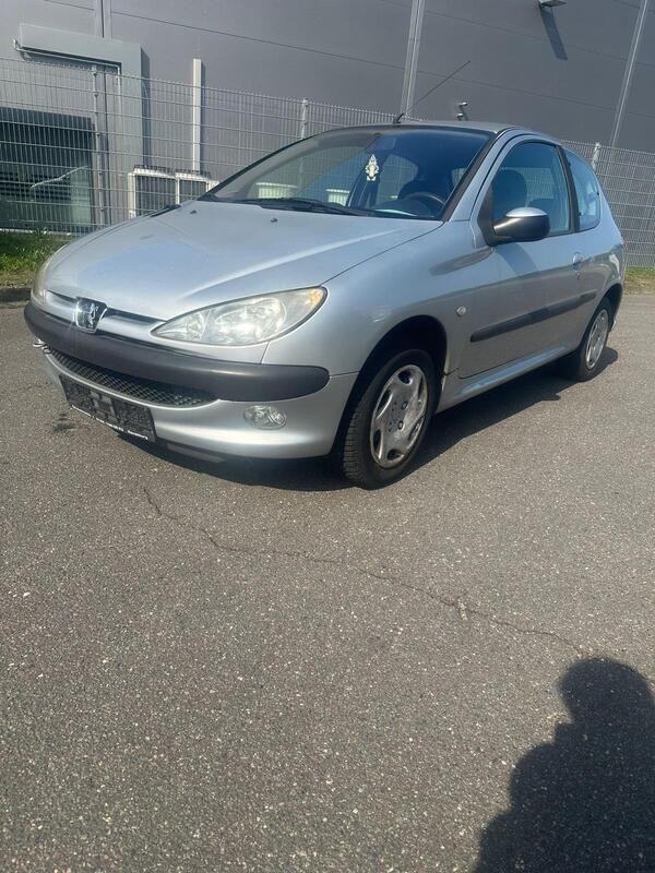 Silber Gebraucht 2003 Peugeot 206 Kleinwagen | 1.950 € (Teuer) - Bild 1/4