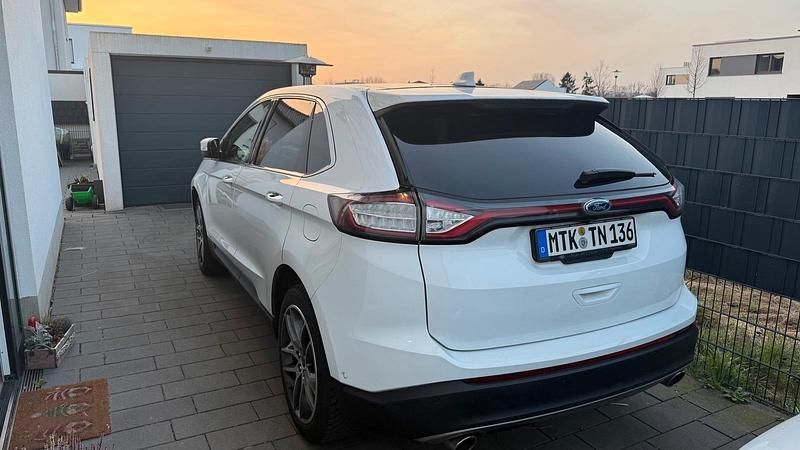 Usado Ford Edge 210 HP (154 kW) 2017 Branco SUV