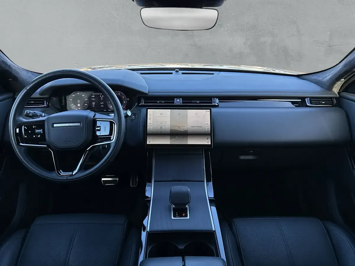 Gebraucht Land Rover Range Rover Velar Autobiography 400 PS (294 kW) 2024 Grau SUV