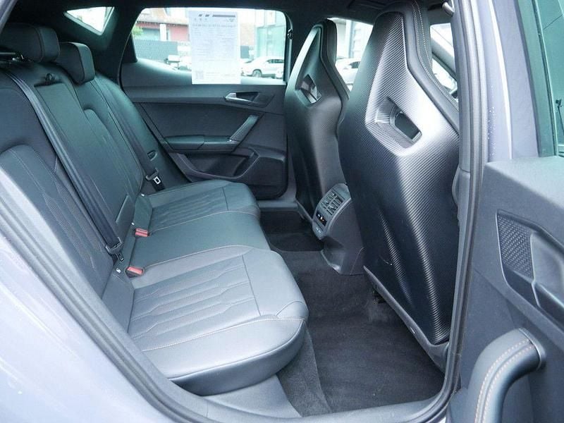 Gebraucht Cupra Leon VZ 300 PS (220 kW) 2023 Grau Limousine