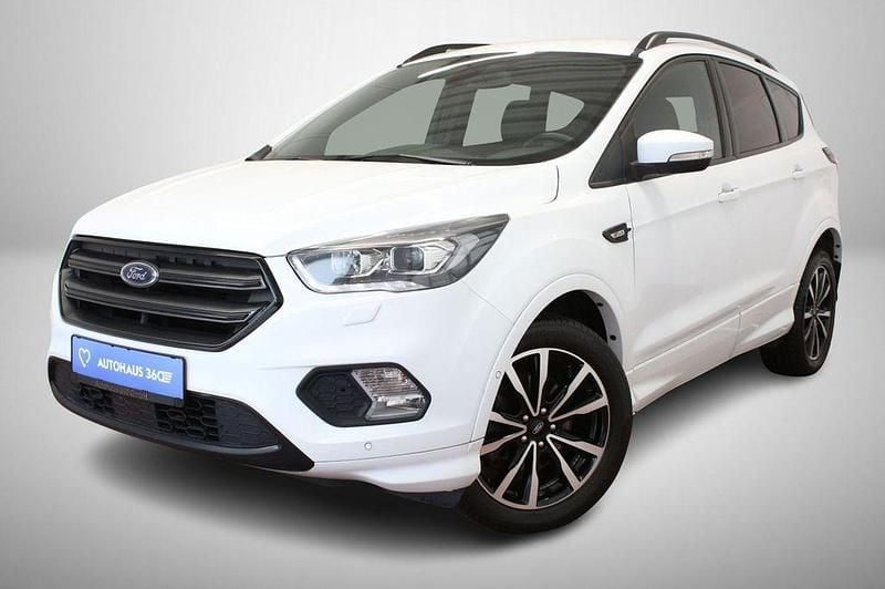 Weiß Gebraucht 2018 Ford Kuga ST-Line SUV | 15.990 € (Guter Preis) - Bild 1/4