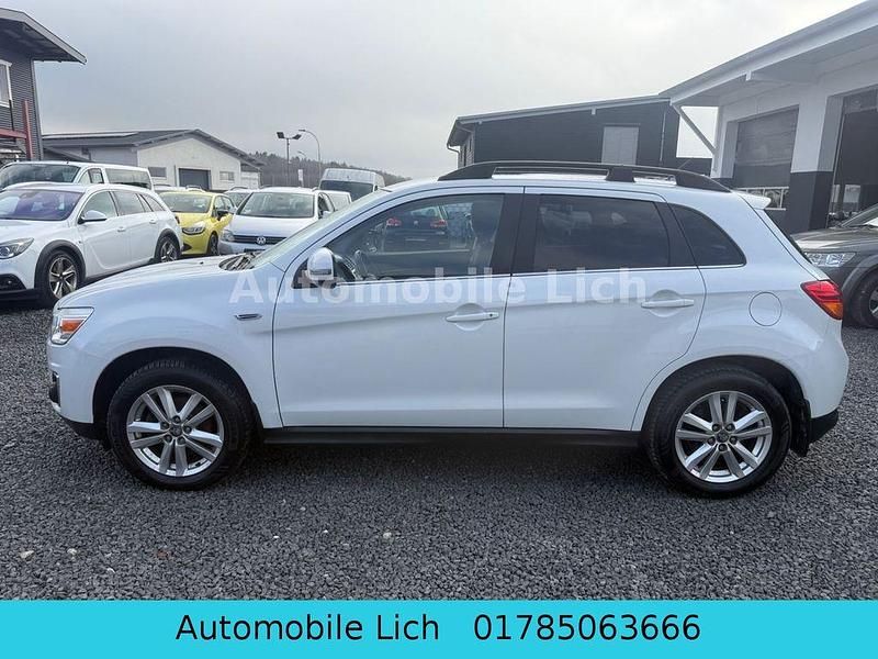 Gebraucht Mitsubishi ASX Invite 150 PS (110 kW) 2014 Weiß SUV