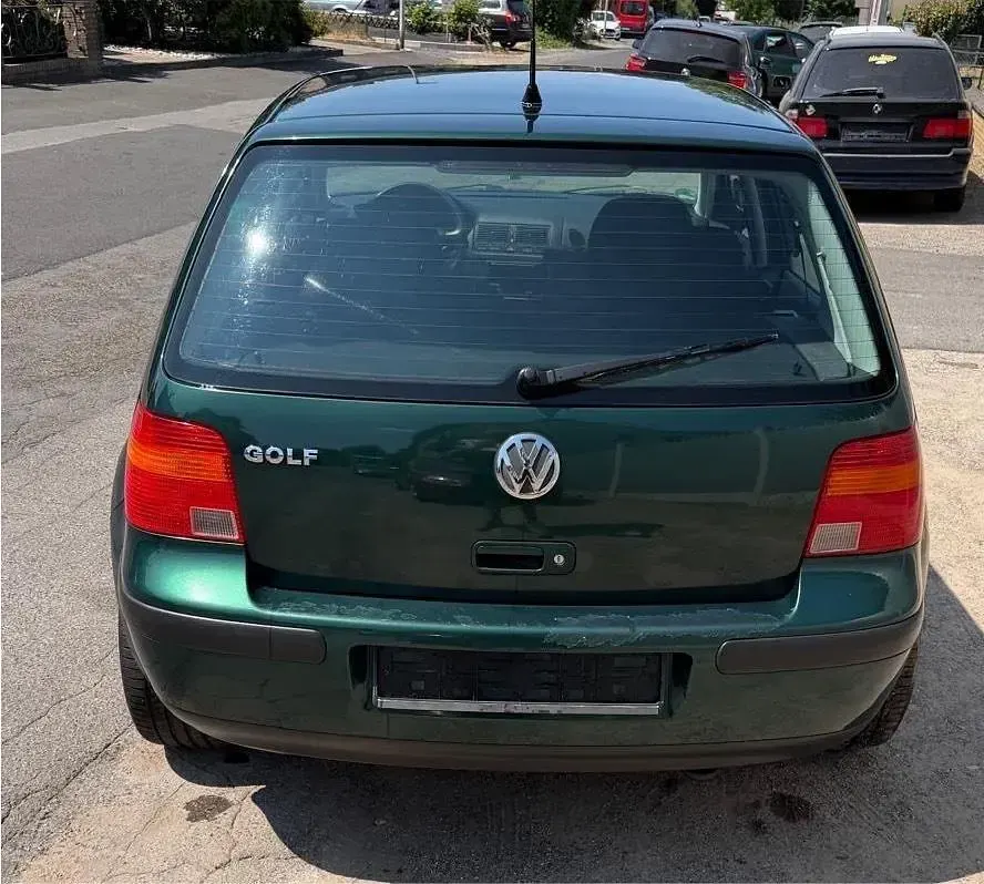 Gebraucht VW Golf III 75 PS (55 kW) 1999 Grün Limousine